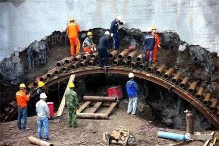 漳州隧道钢花管支护案例